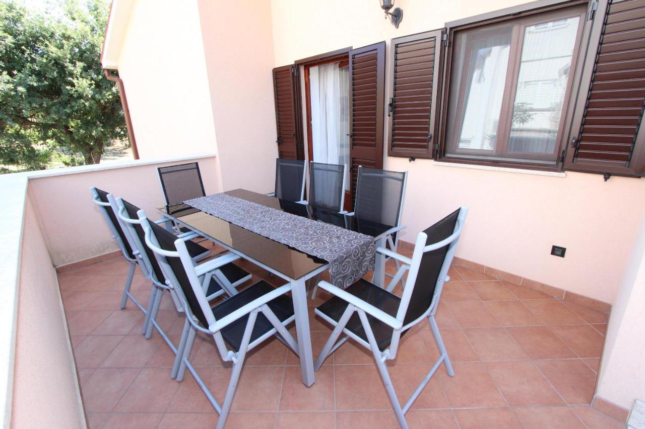 House Alex Appartamento *